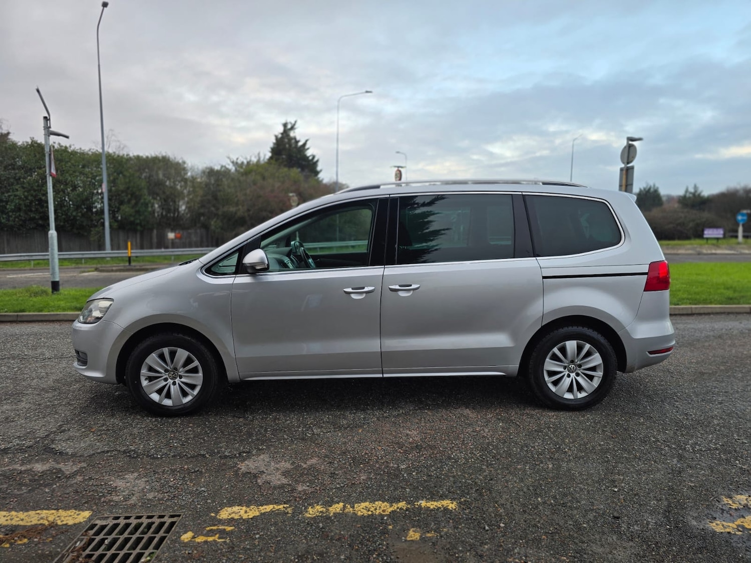 Used Volkswagen Sharan 2012 for sale - 77247420: Photo 12