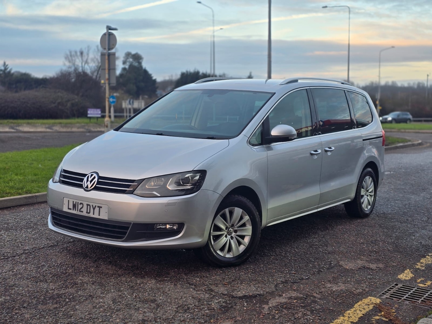 Used Volkswagen Sharan 2012 for sale - 77247420: Photo 2