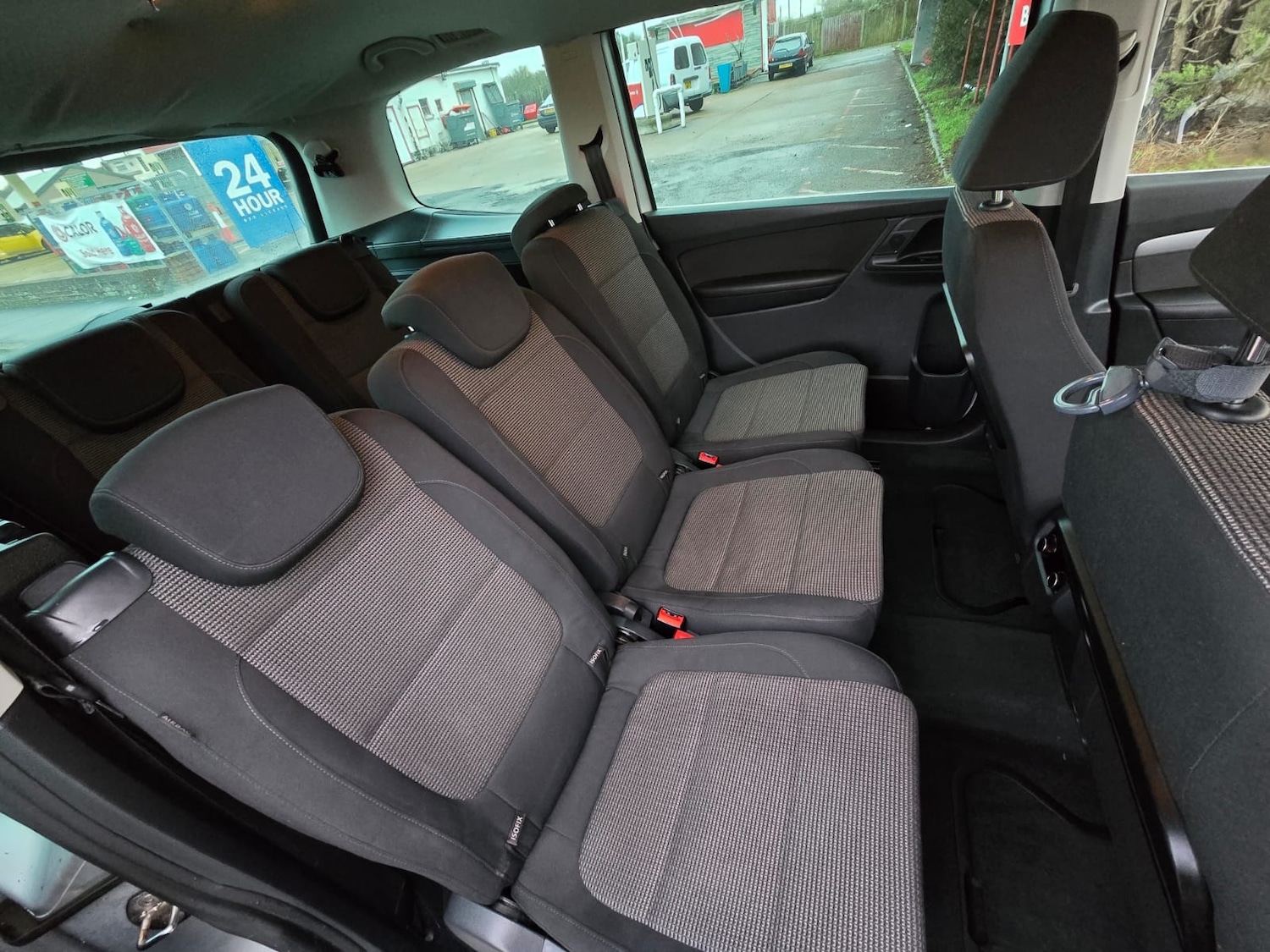 Used Volkswagen Sharan 2012 for sale - 77247420: Photo 21