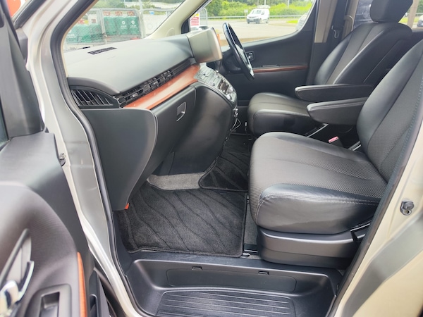 Used Nissan Elgrand 2006 for sale - 69632541: Photo 11