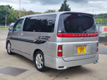 Used Nissan Elgrand  for sale - 69632541: Photo