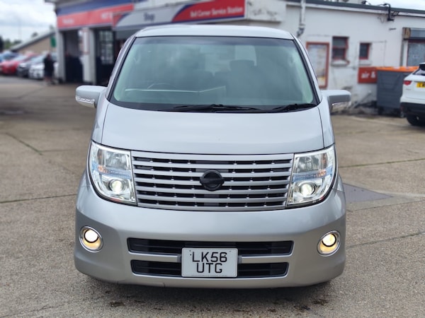 Used Nissan Elgrand 2006 for sale - 69632541: Photo 7