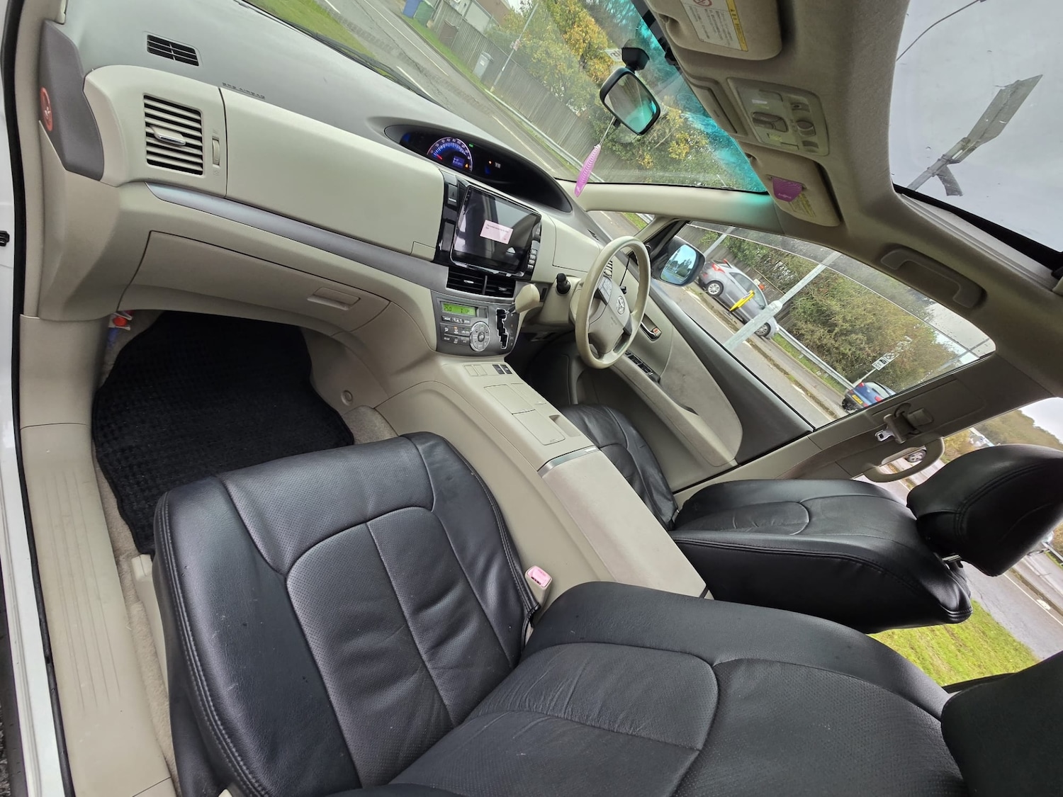 Used Toyota Estima 2010 for sale - 76542507: Photo 20