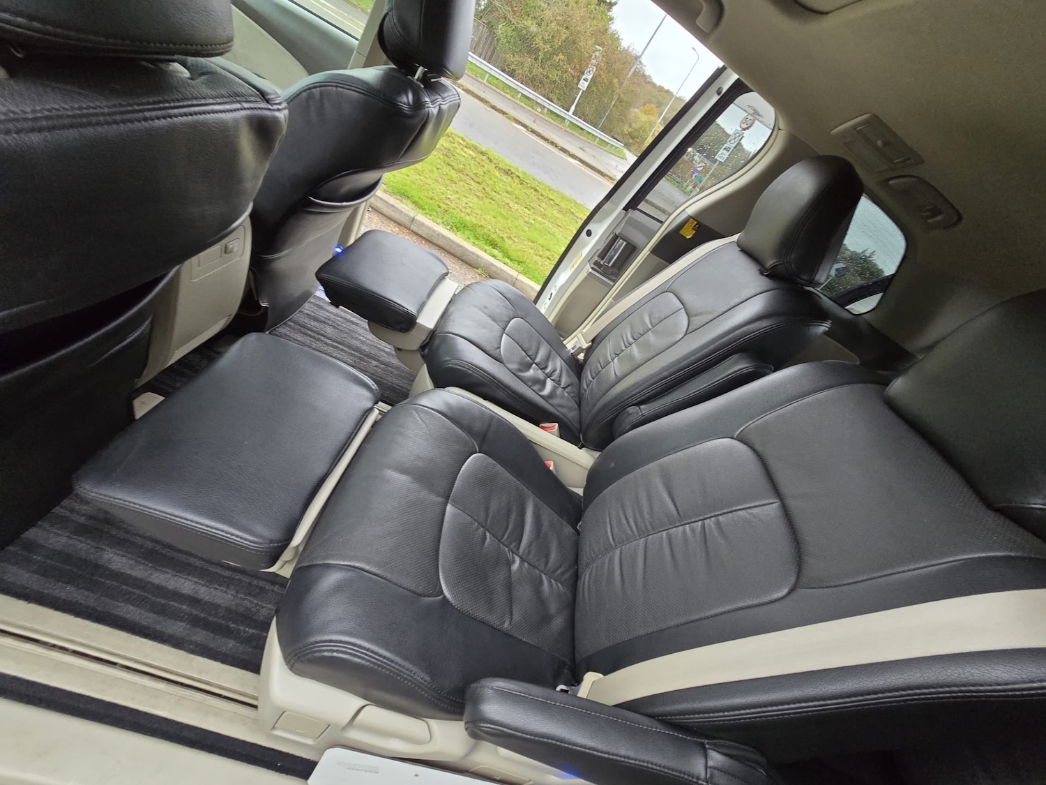 Used Toyota Estima 2010 for sale - 76542507: Photo 22