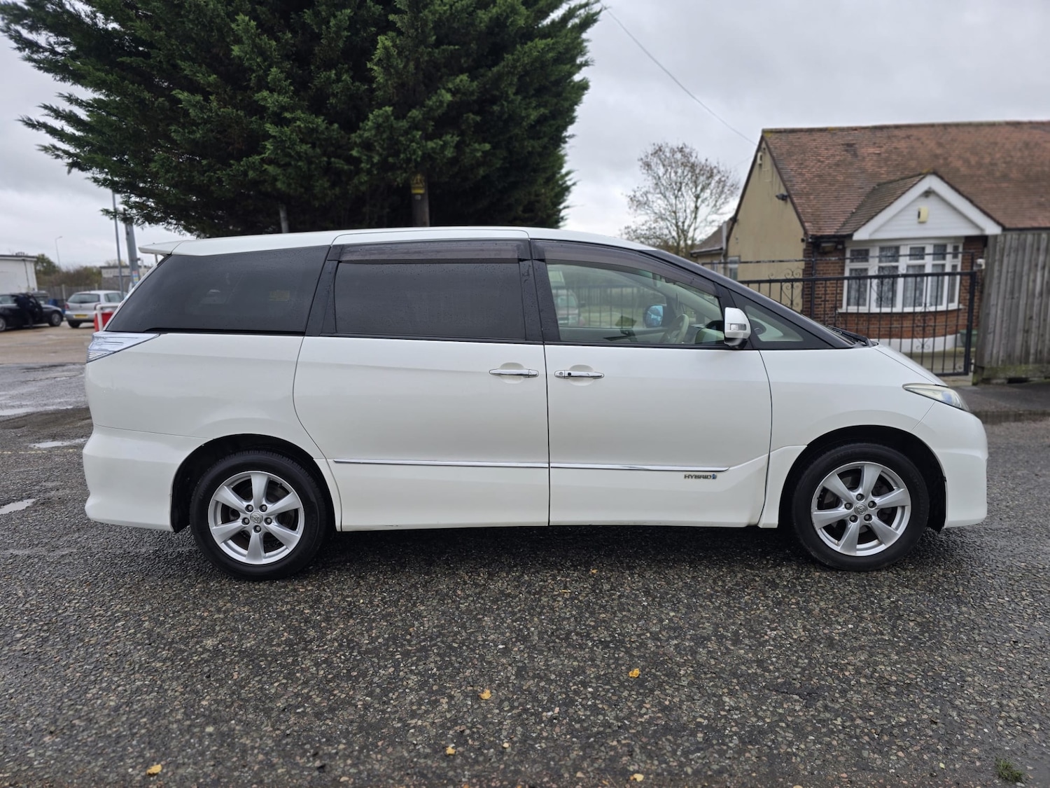 Used Toyota Estima 2010 for sale - 76542507: Photo 7