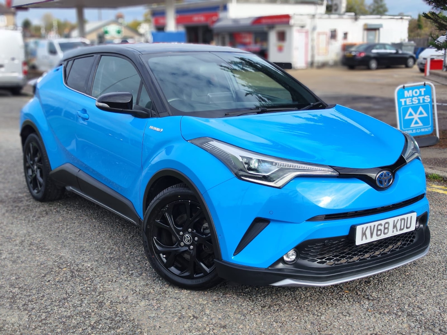 Used Toyota C-HR 2018 for sale - 76353712: Photo 1