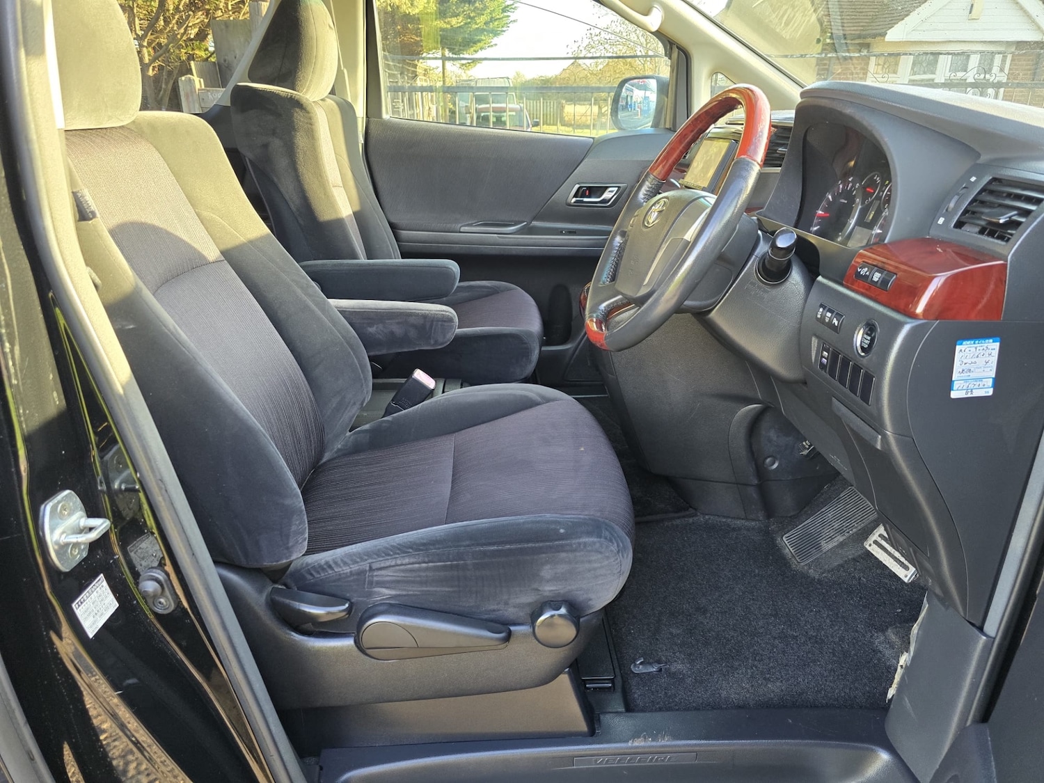 Used Toyota Vellfire 2010 for sale - 76933299: Photo 13