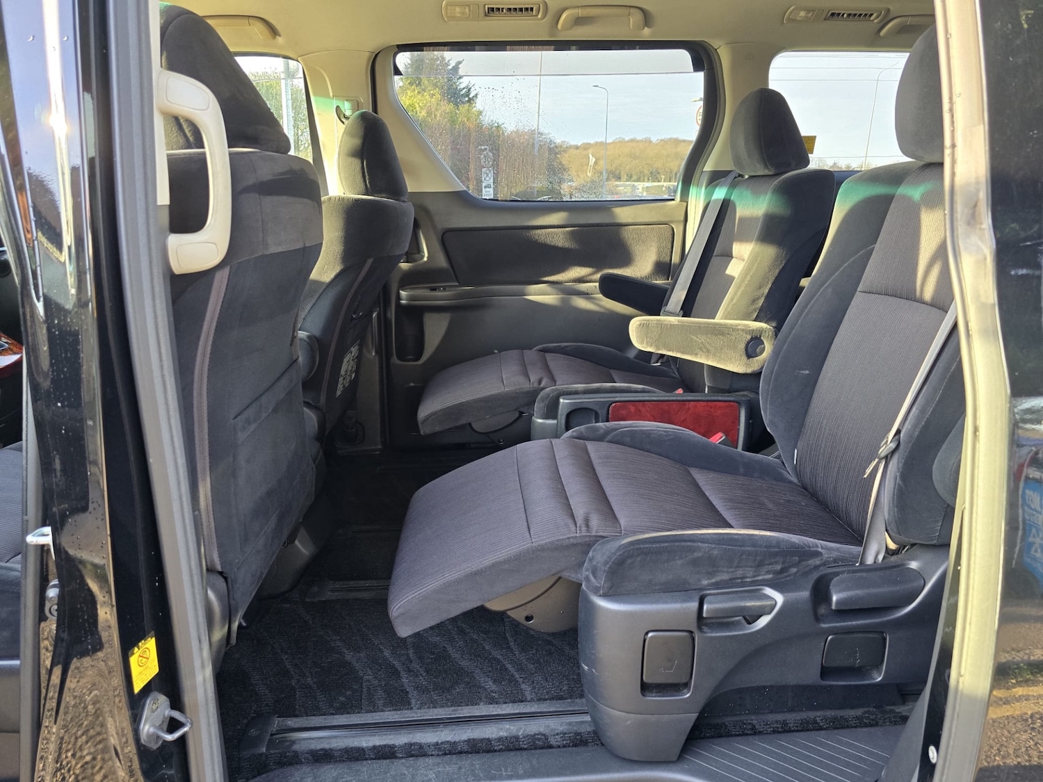 Used Toyota Vellfire 2010 for sale - 76933299: Photo 22