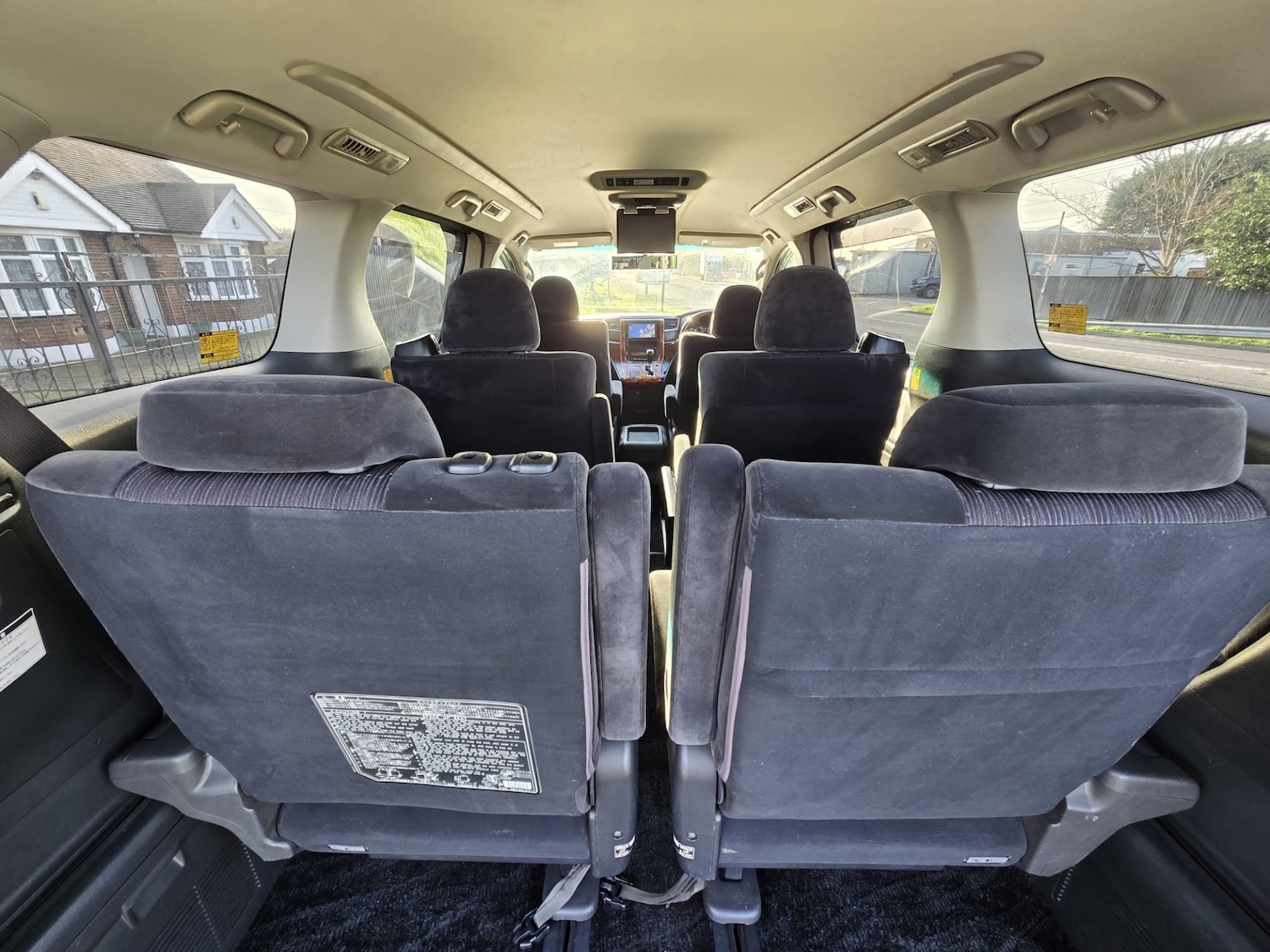 Used Toyota Vellfire 2010 for sale - 76933299: Photo 23