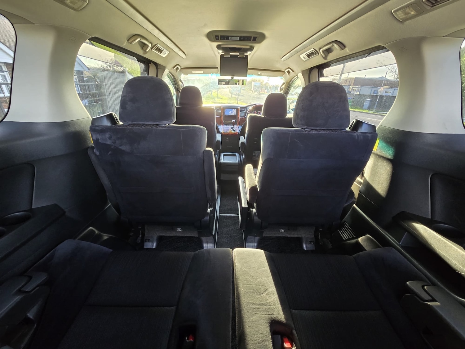 Used Toyota Vellfire 2010 for sale - 76933299: Photo 24