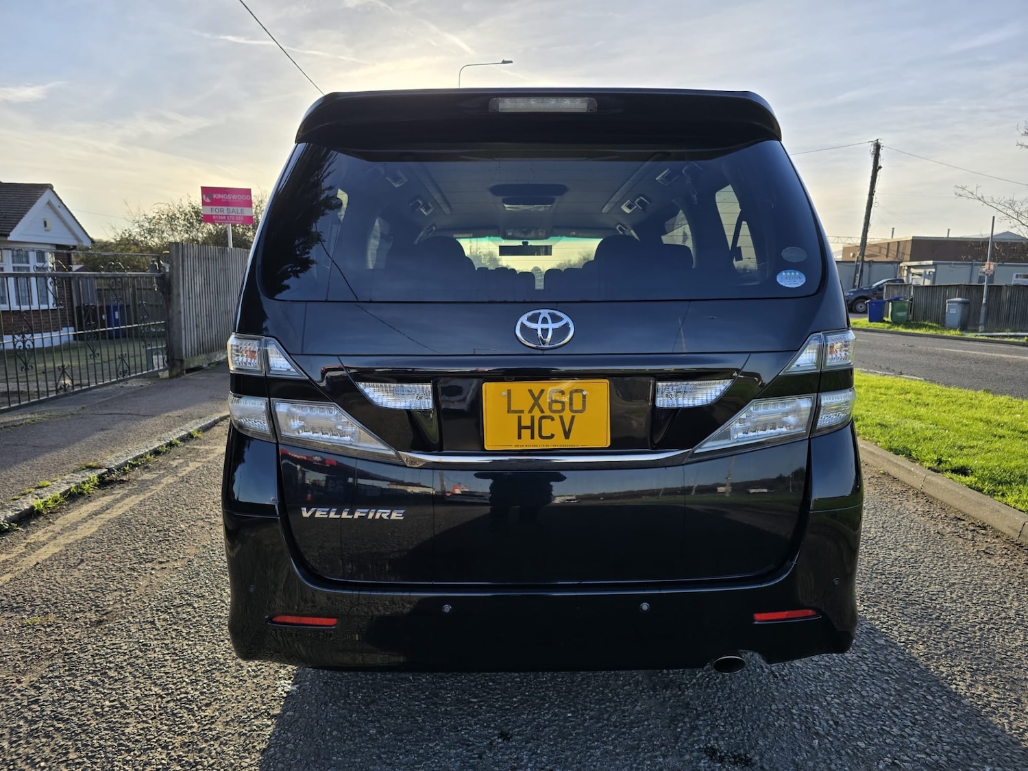 Used Toyota Vellfire 2010 for sale - 76933299: Photo 6