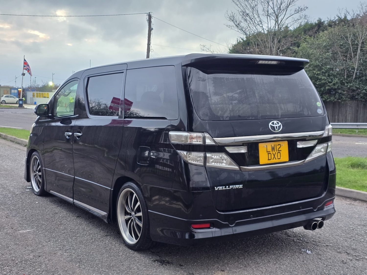 Used Toyota Vellfire 2012 for sale - 76958648: Photo 4