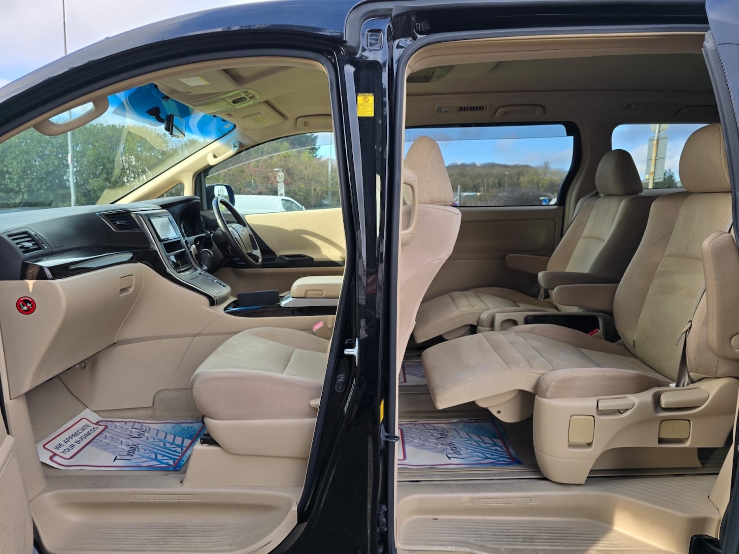 Used Toyota Vellfire 2025 for sale - 77247904: Photo 18