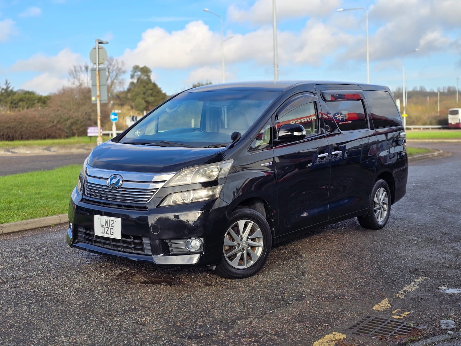 Used Toyota Vellfire 2025 for sale - 77247904: Photo 2