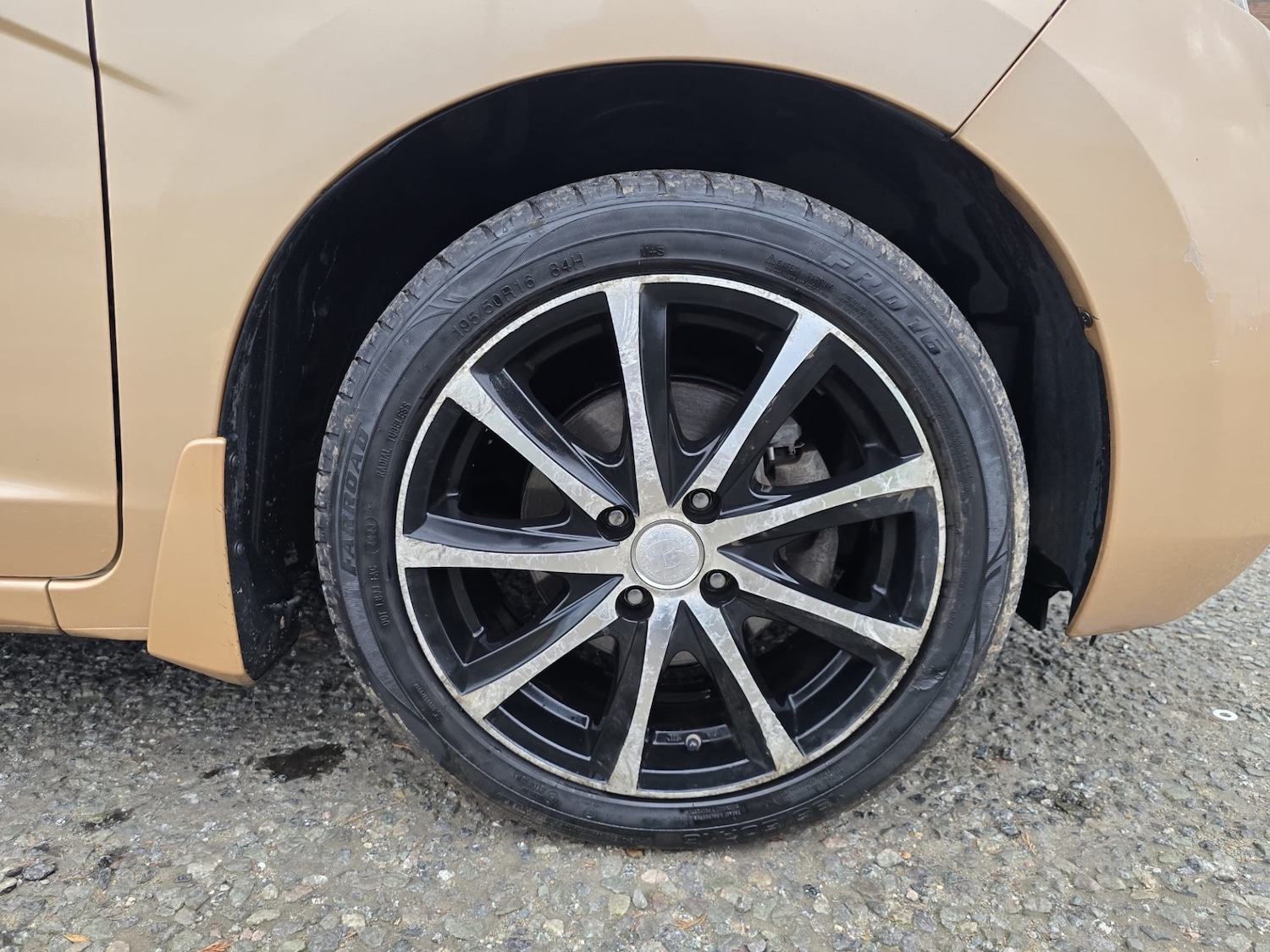 Used Honda Jazz 2013 for sale - 76959860: Photo 26