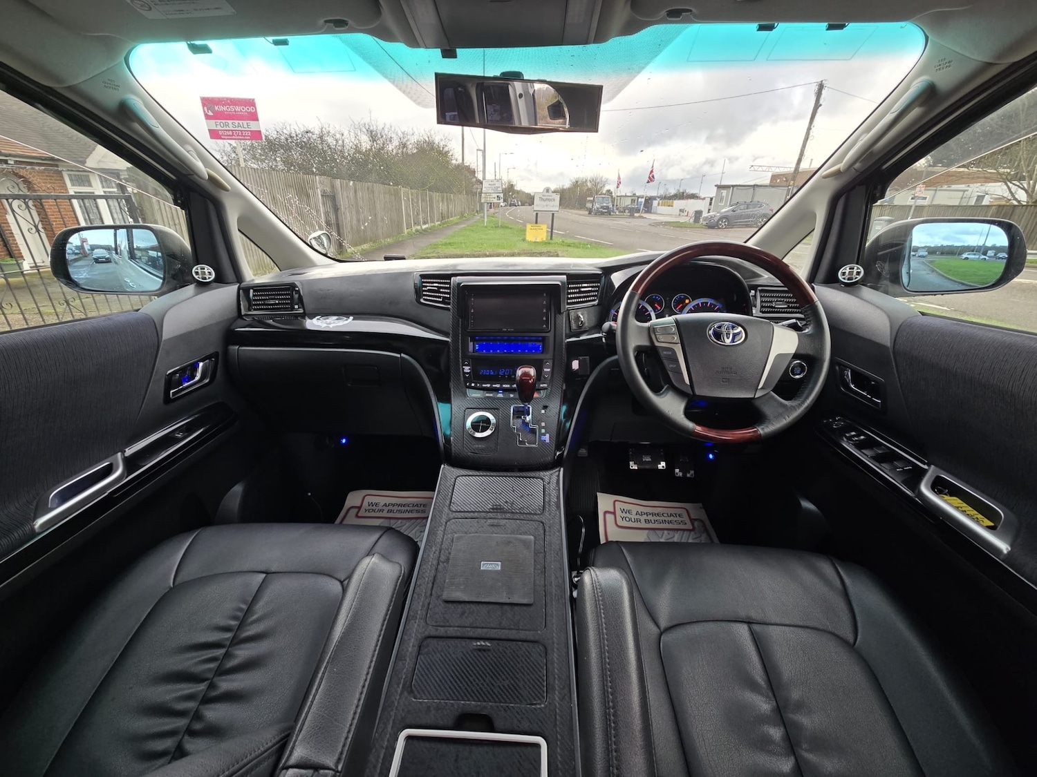 Used Toyota Alphard 2009 for sale - 77502191: Photo 24