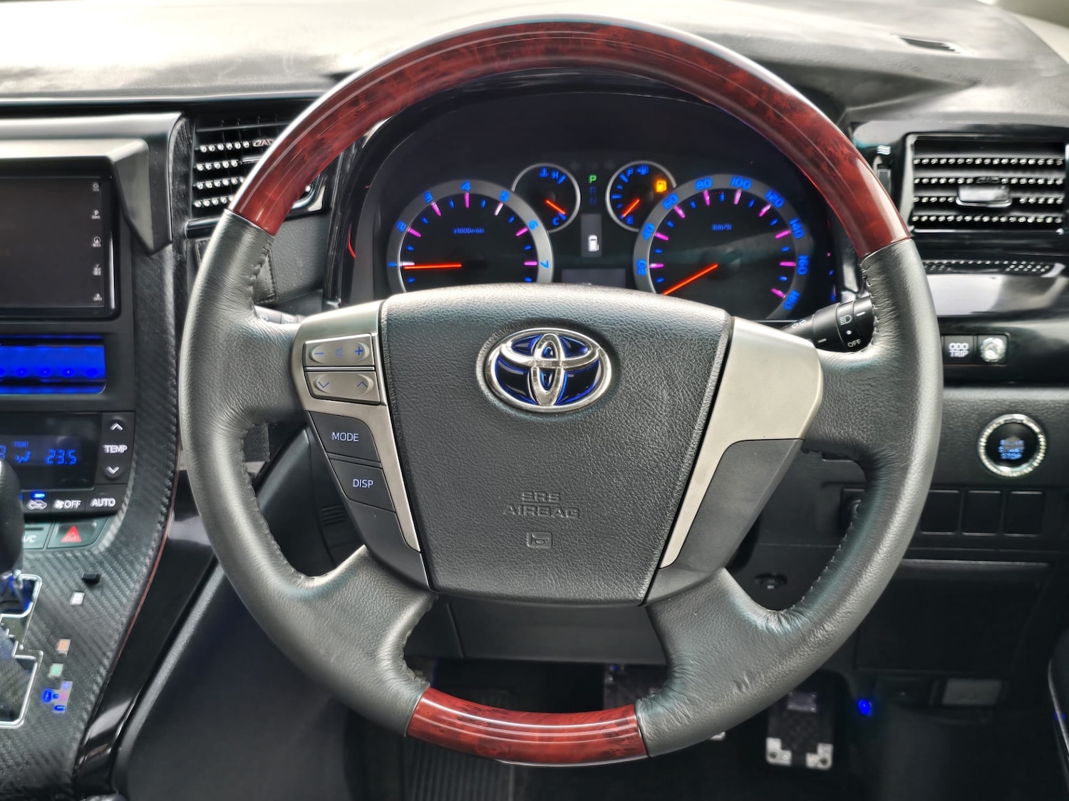 Used Toyota Alphard 2009 for sale - 77502191: Photo 28