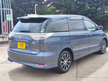 Used Toyota Estima  for sale - 71020454: Photo