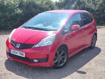 Used Honda Jazz 2014 for sale - 79342127: Photo