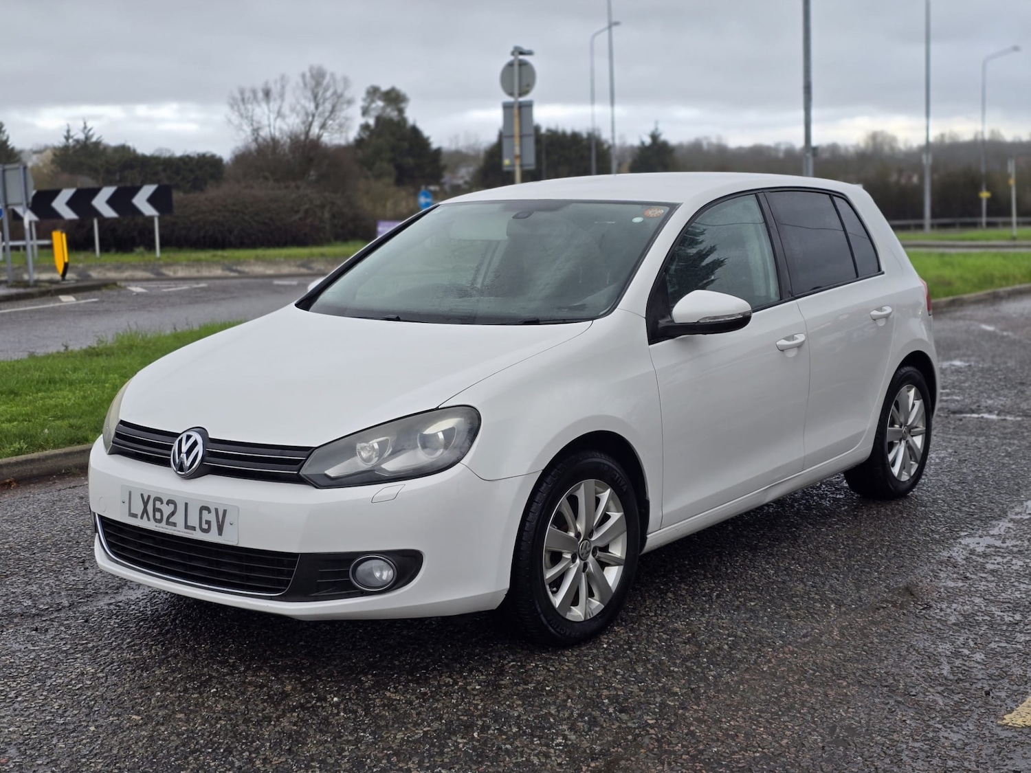 Used Volkswagen Golf 2013 for sale - 77504142: Photo 2