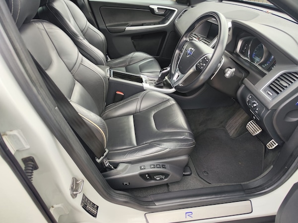 Used Volvo XC60 2015 for sale - 75453853: Photo 11