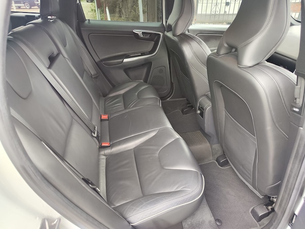 Used Volvo XC60 2015 for sale - 75453853: Photo 13