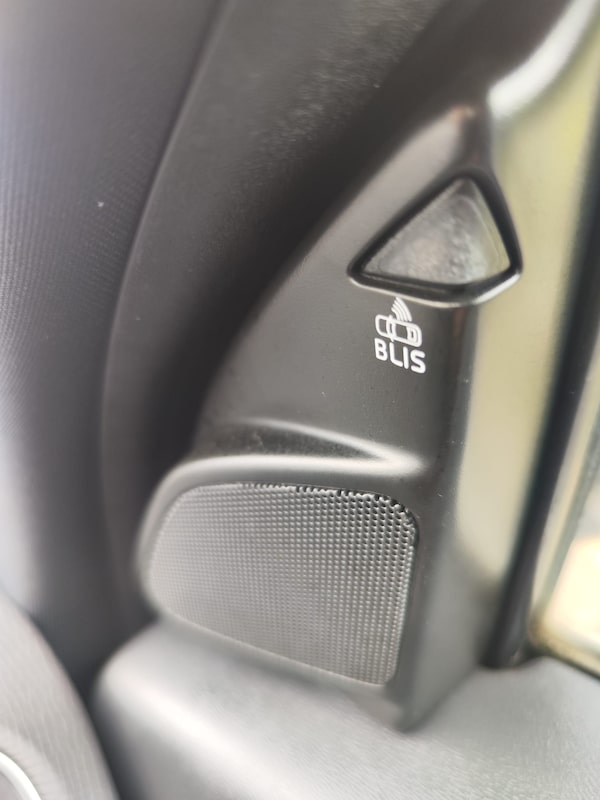 Used Volvo XC60 2015 for sale - 75453853: Photo 17