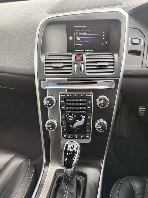 Used Volvo XC60 2015 for sale - 75453853: Photo 19
