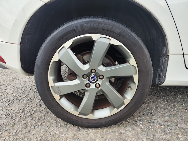 Used Volvo XC60 2015 for sale - 75453853: Photo 25