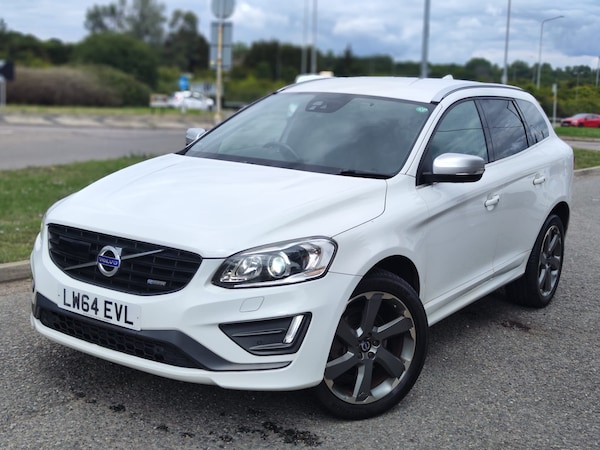 Used Volvo XC60 2015 for sale - 75453853: Photo 2