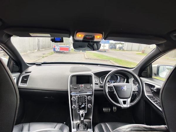 Used Volvo XC60 2015 for sale - 75453853: Photo 9