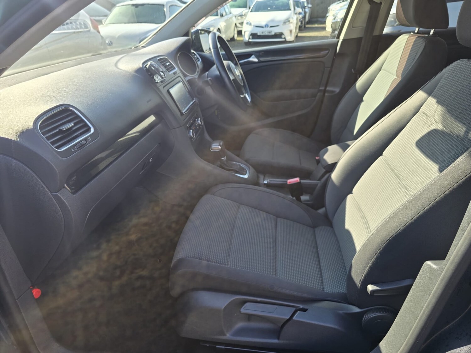 Used Volkswagen Golf 2011 for sale - 77729842: Photo 14