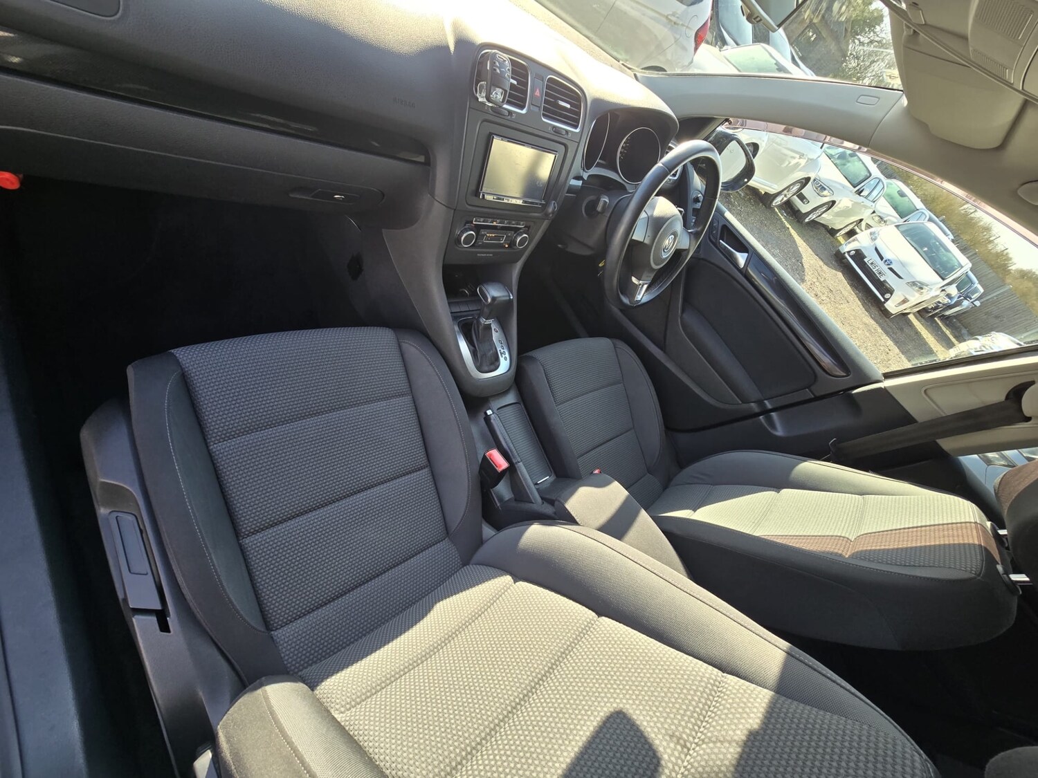 Used Volkswagen Golf 2011 for sale - 77729842: Photo 17