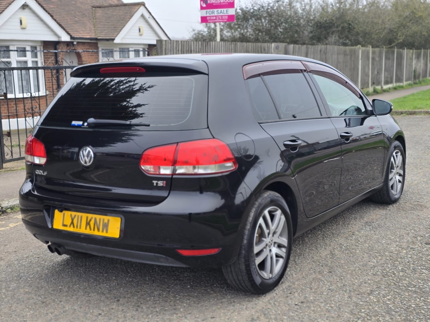 Used Volkswagen Golf 2011 for sale - 77729842: Photo 3