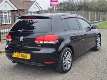 Used Volkswagen Golf 2011 for sale - 77729842: Photo