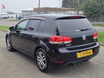 Used Volkswagen Golf 2011 for sale - 77729842: Photo