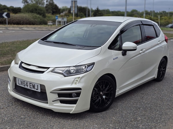 Used Honda Fit 2014 for sale - 75675159: Photo 2
