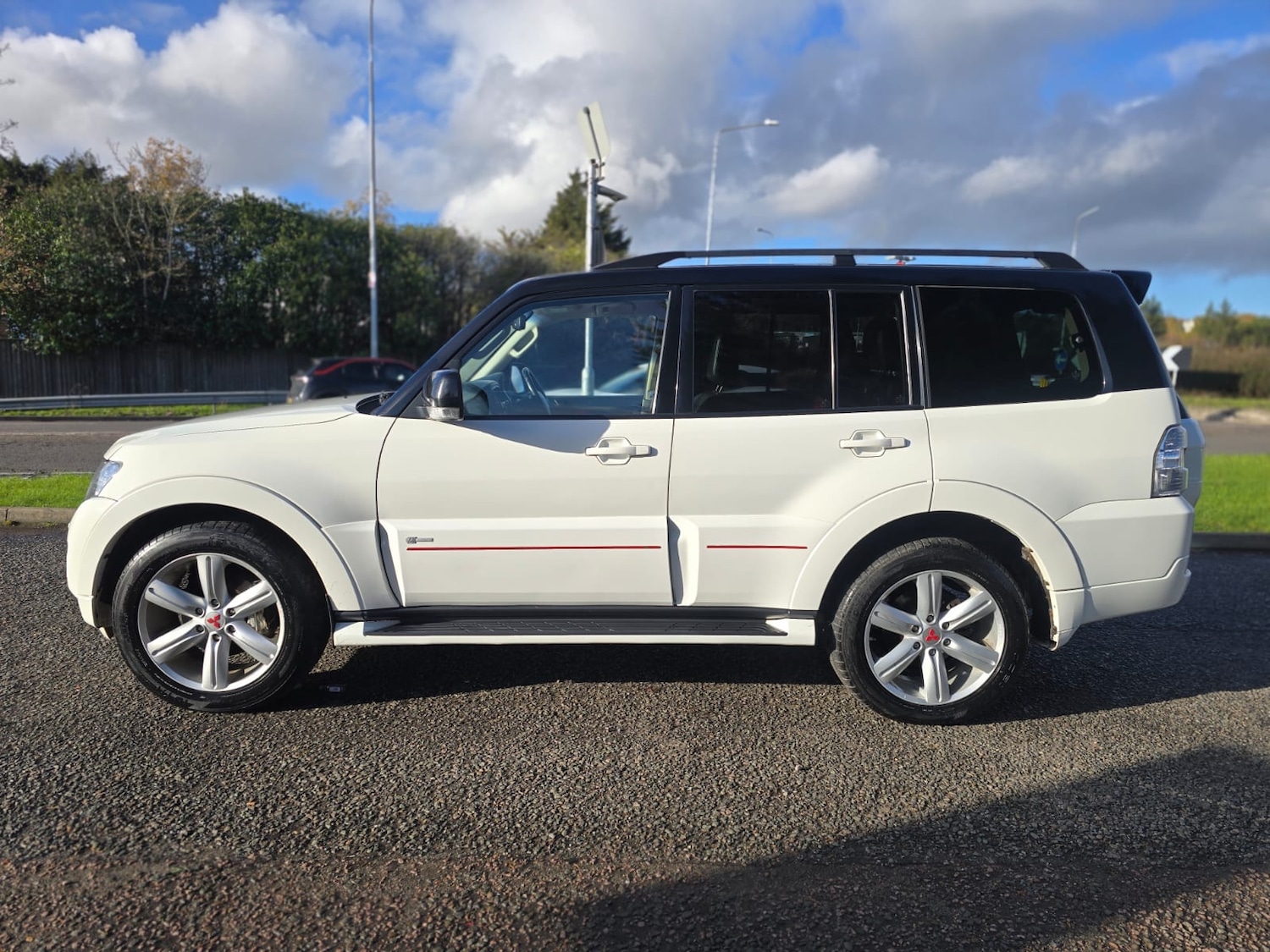 Used Mitsubishi Shogun 2016 for sale - 76778131: Photo 8