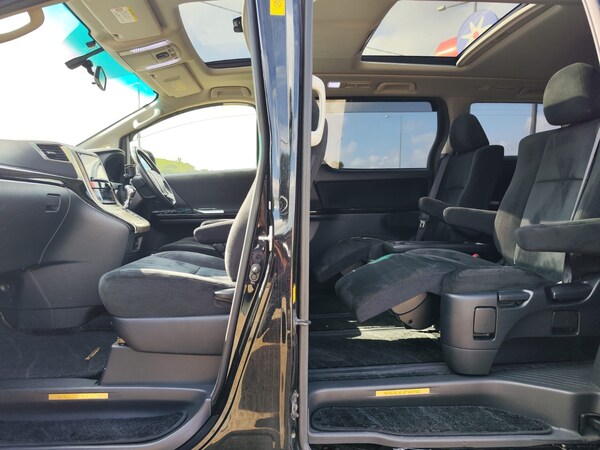 Used Toyota Vellfire 2011 for sale - 75295783: Photo 13