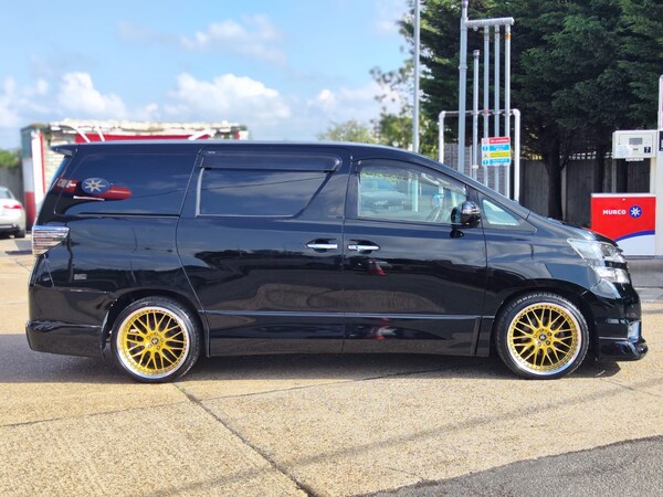 Used Toyota Vellfire 2011 for sale - 75295783: Photo 5