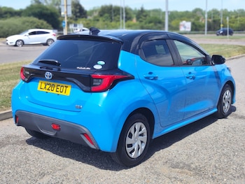 Used Toyota Yaris undefined for sale - 79138513: Photo