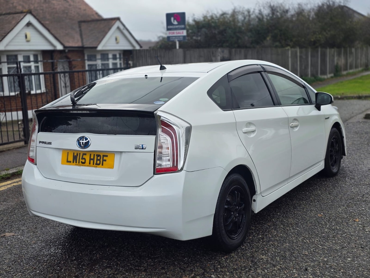 Used Toyota Prius 2022 for sale - 76542535: Photo 3