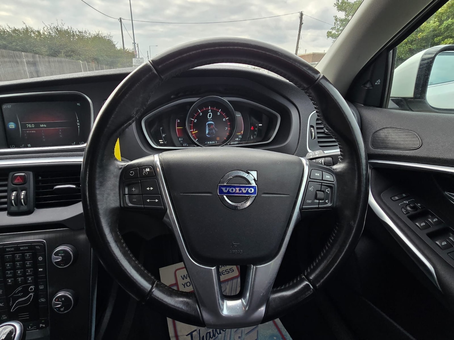 Used Volvo V40 2015 for sale - 76078064: Photo 23