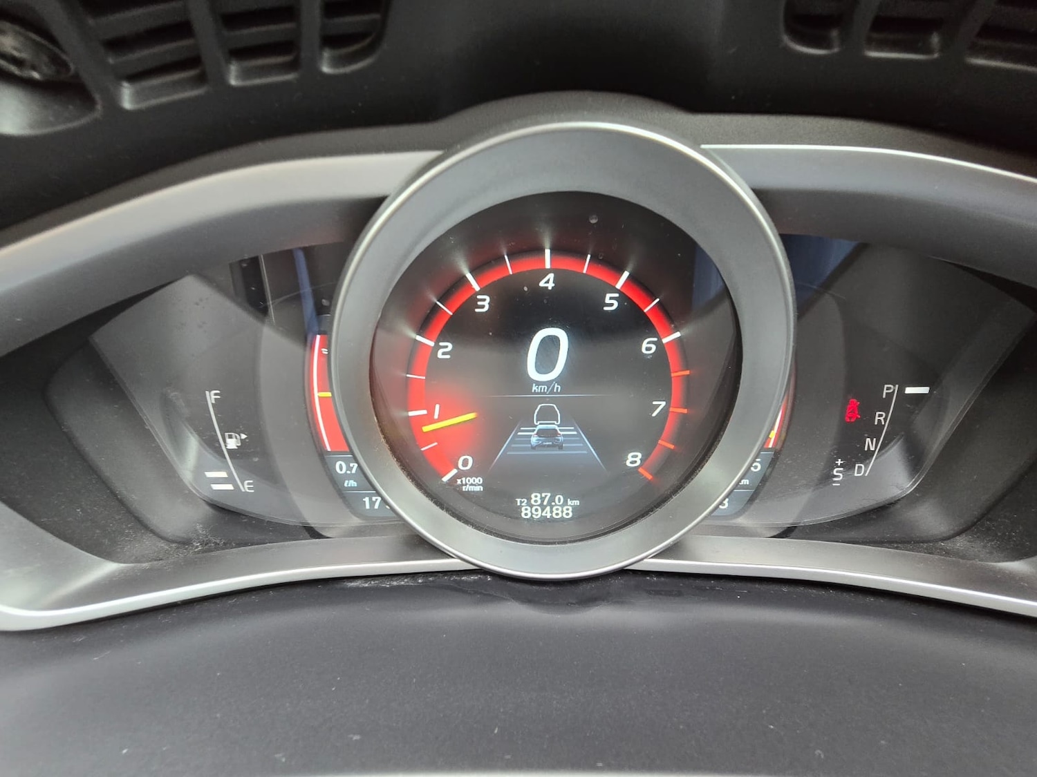 Used Volvo V40 2015 for sale - 76078064: Photo 24