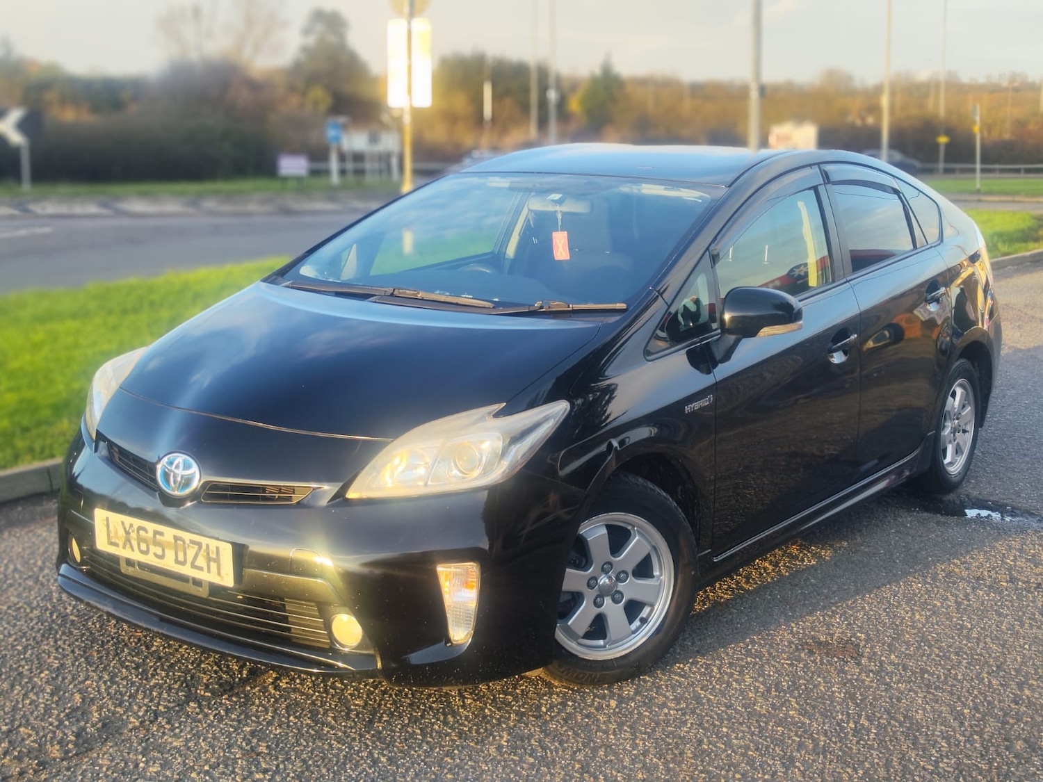 Used Toyota Prius 2015 for sale - 76847023: Photo 2