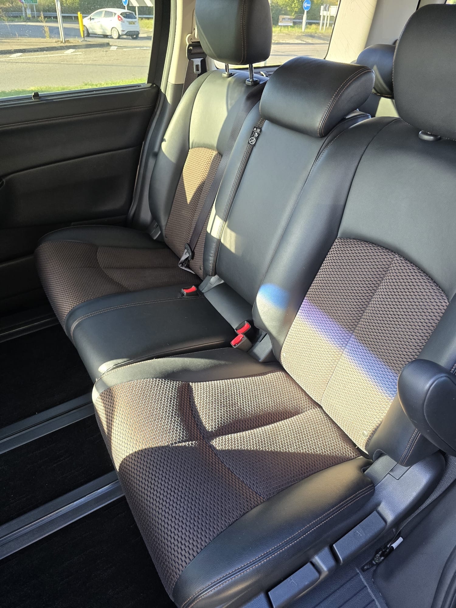 Used Nissan Elgrand 2013 for sale - 76067335: Photo 22