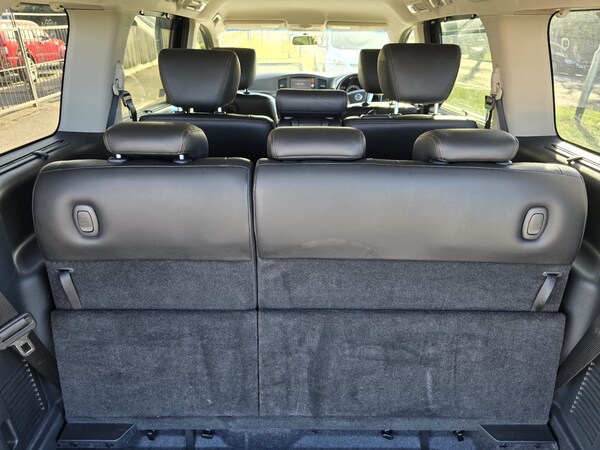 Used Nissan Elgrand 2013 for sale - 76067335: Photo 23