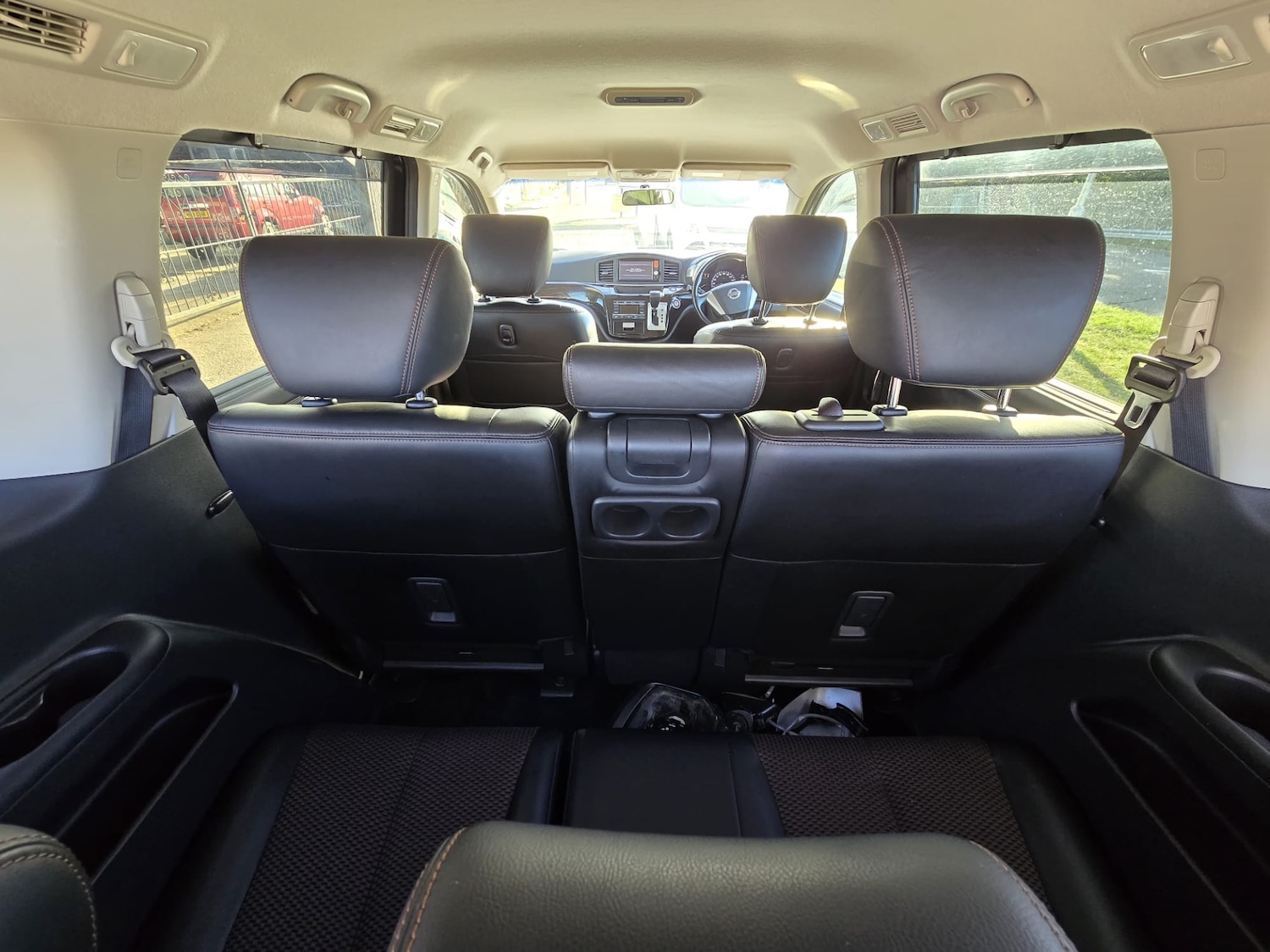 Used Nissan Elgrand 2013 for sale - 76067335: Photo 24