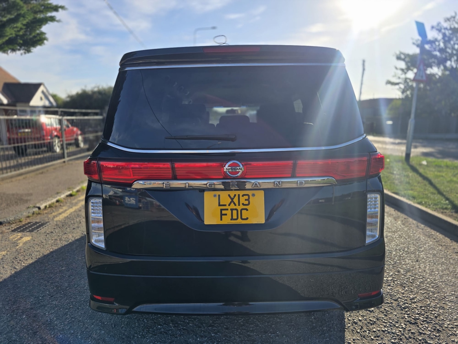 Used Nissan Elgrand 2013 for sale - 76067335: Photo 6