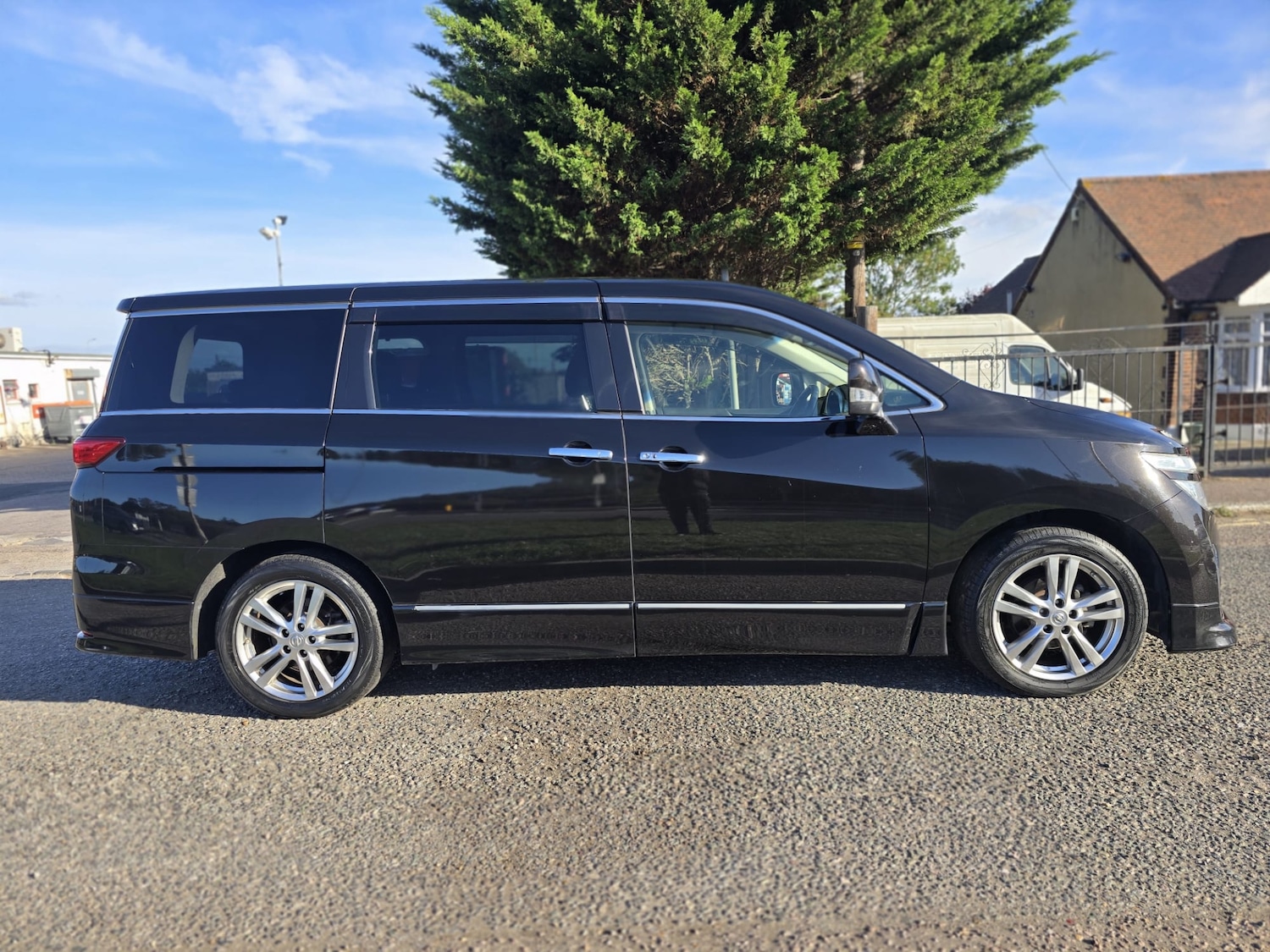 Used Nissan Elgrand 2013 for sale - 76067335: Photo 7